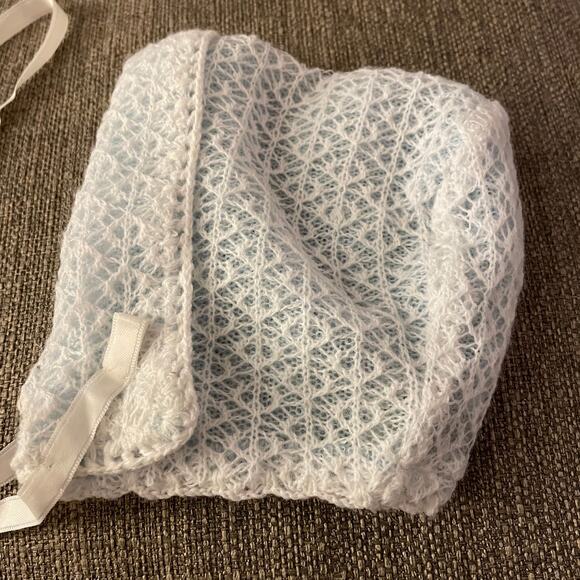 Knit Baby Bonnet With Ribbon Made in Great Britain Vintage Cottagecore Blue - Picture 3 of 5